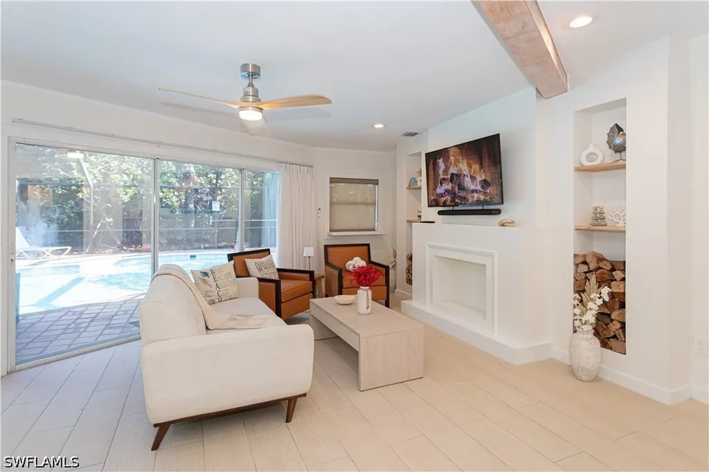 734 Sharar Court Cape Coral FL 33904