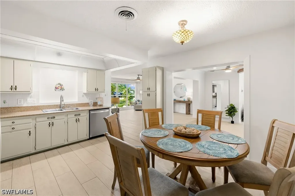 734 Sharar Court Cape Coral FL 33904