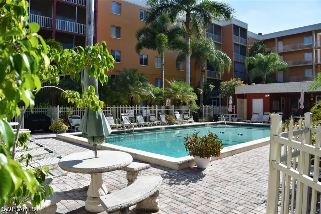 2366 E Mall Drive Fort Myers FL 33901