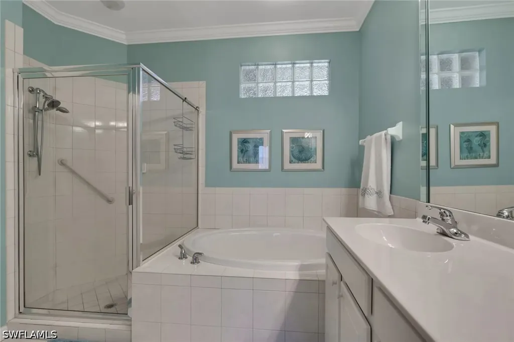28124 Tamberine Court Bonita Springs FL 34135