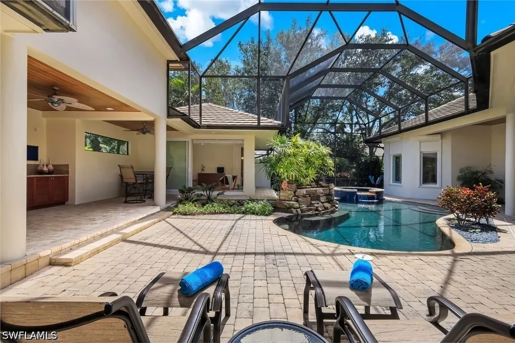 1284 Pocantico Lane Naples FL 34110