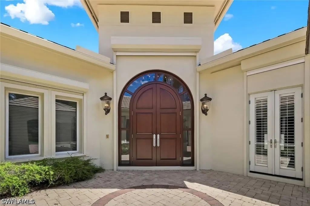 1284 Pocantico Lane Naples FL 34110
