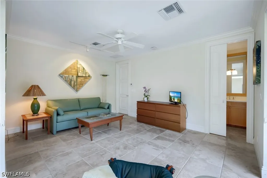 1284 Pocantico Lane Naples FL 34110