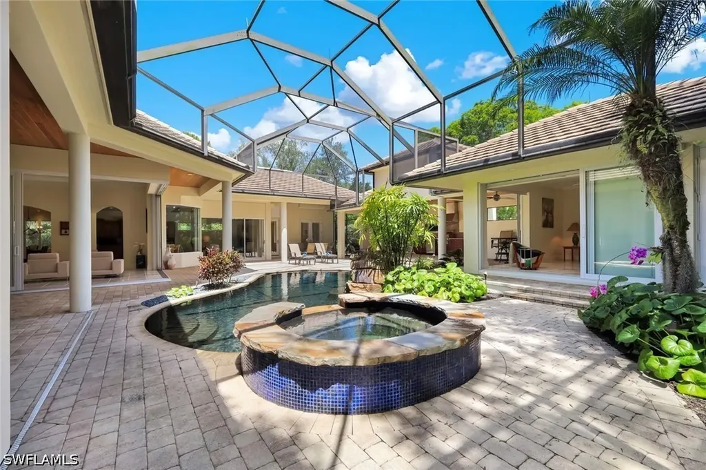1284 Pocantico Lane Naples FL 34110