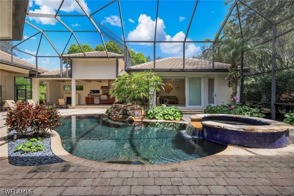 1284 Pocantico Lane Naples FL 34110