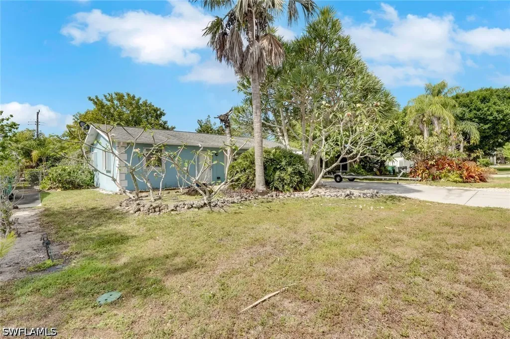 42 4th Street Bonita Springs FL 34134