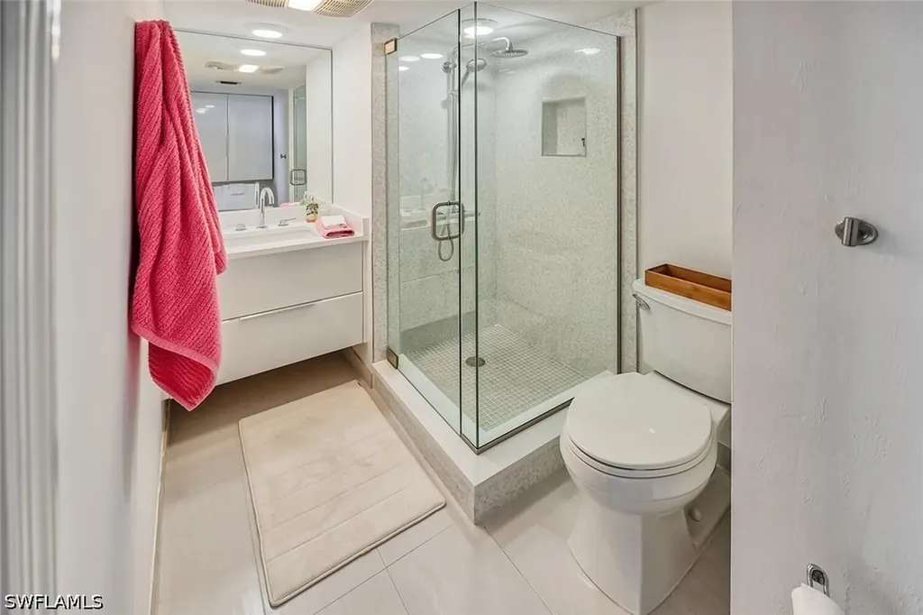 10701 Gulf Shore Drive Naples FL 34108