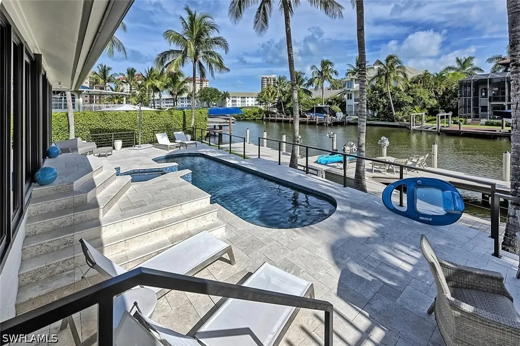 159 Conners Avenue Naples FL 34108