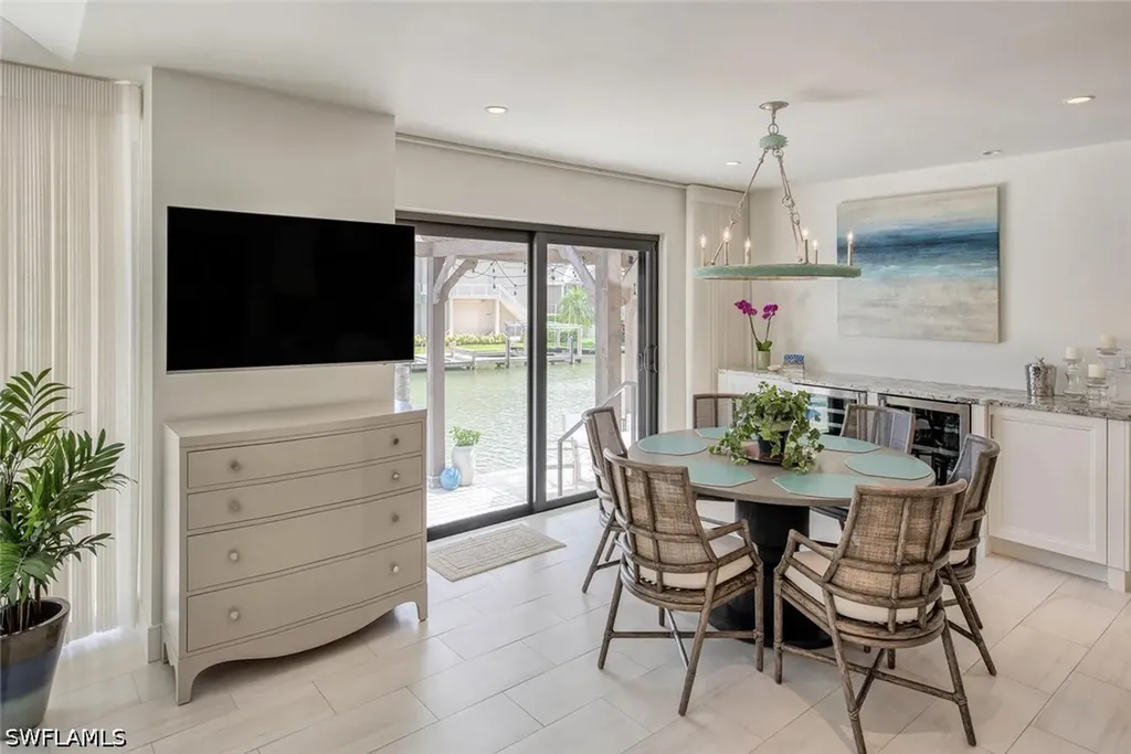 159 Conners Avenue Naples FL 34108