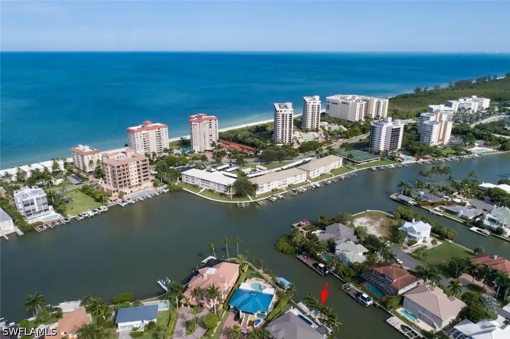 159 Conners Avenue Naples FL 34108