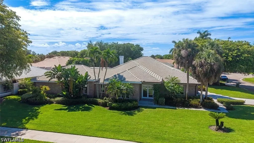 7018 Greentree Drive Naples FL 34108