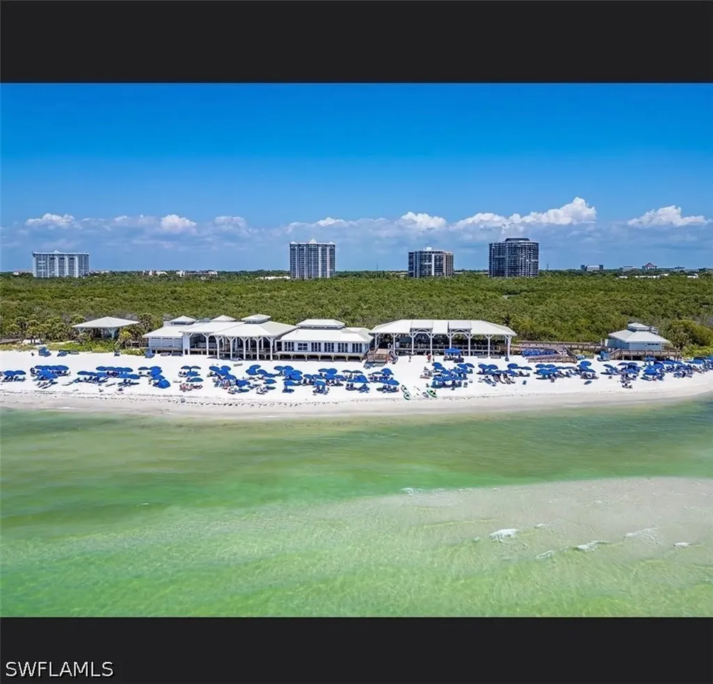 7018 Greentree Drive Naples FL 34108