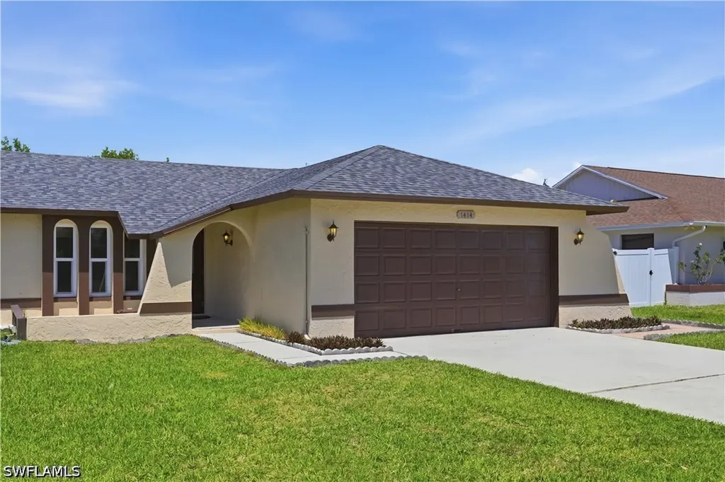 1414 SW 2nd Avenue Cape Coral FL 33991