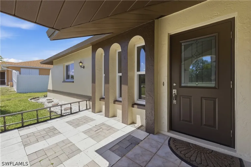 1414 SW 2nd Avenue Cape Coral FL 33991