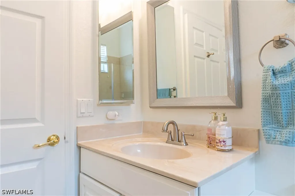 14059 Mirror Court Naples FL 34114