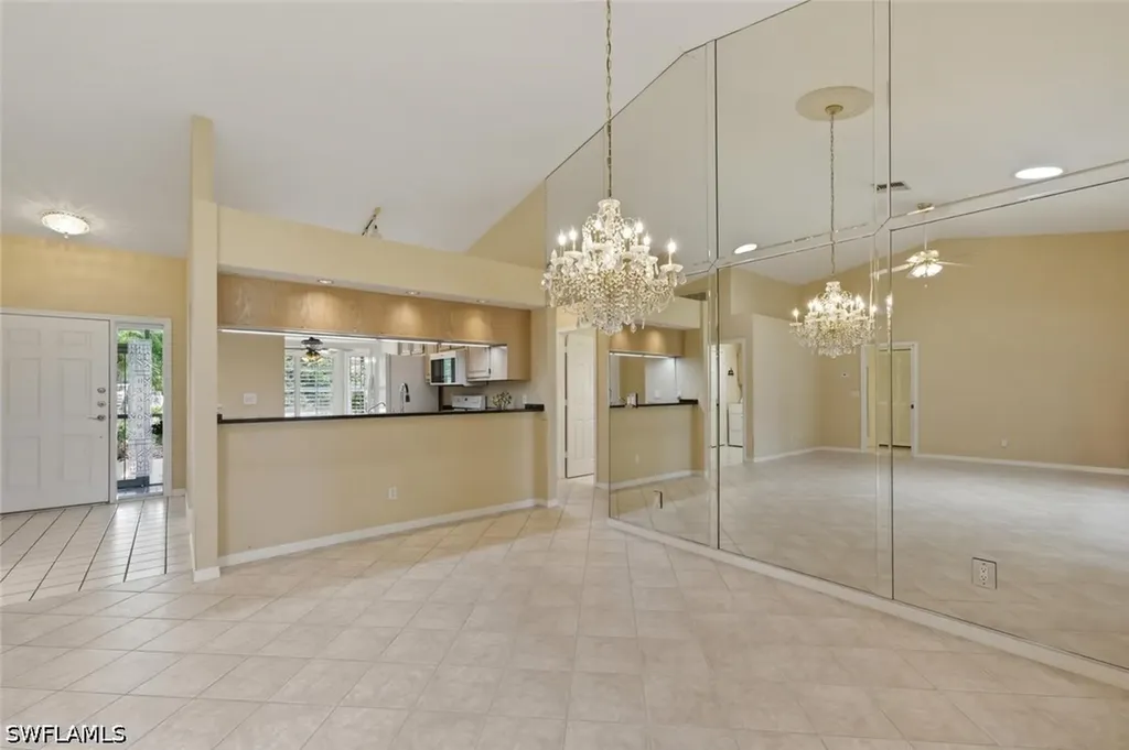 204 Estelle Court Naples FL 34112