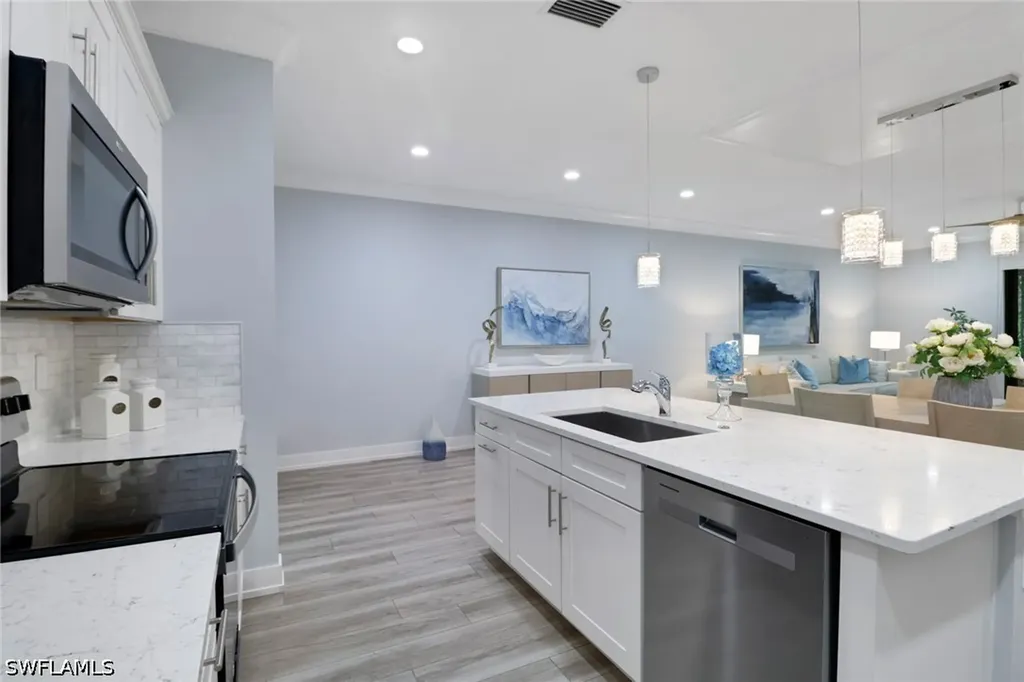 12973 Pembroke Drive Naples FL 34105
