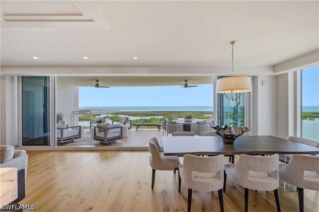 13925 Old Coast Road Naples FL 34110