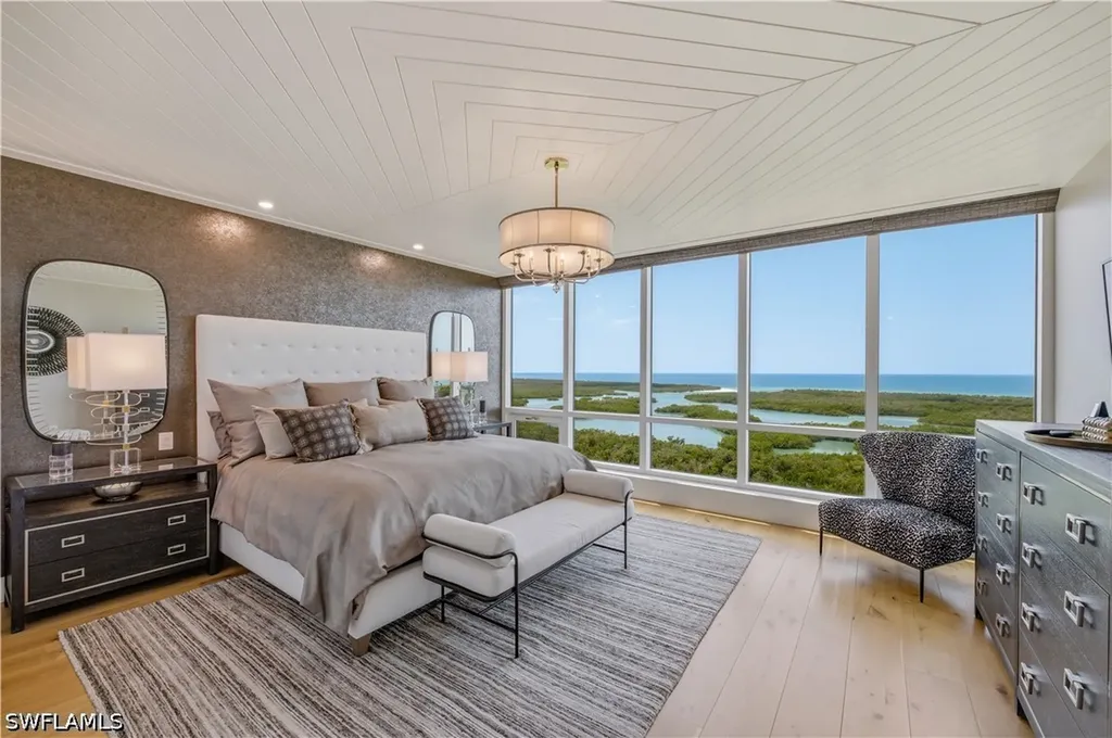 13925 Old Coast Road Naples FL 34110