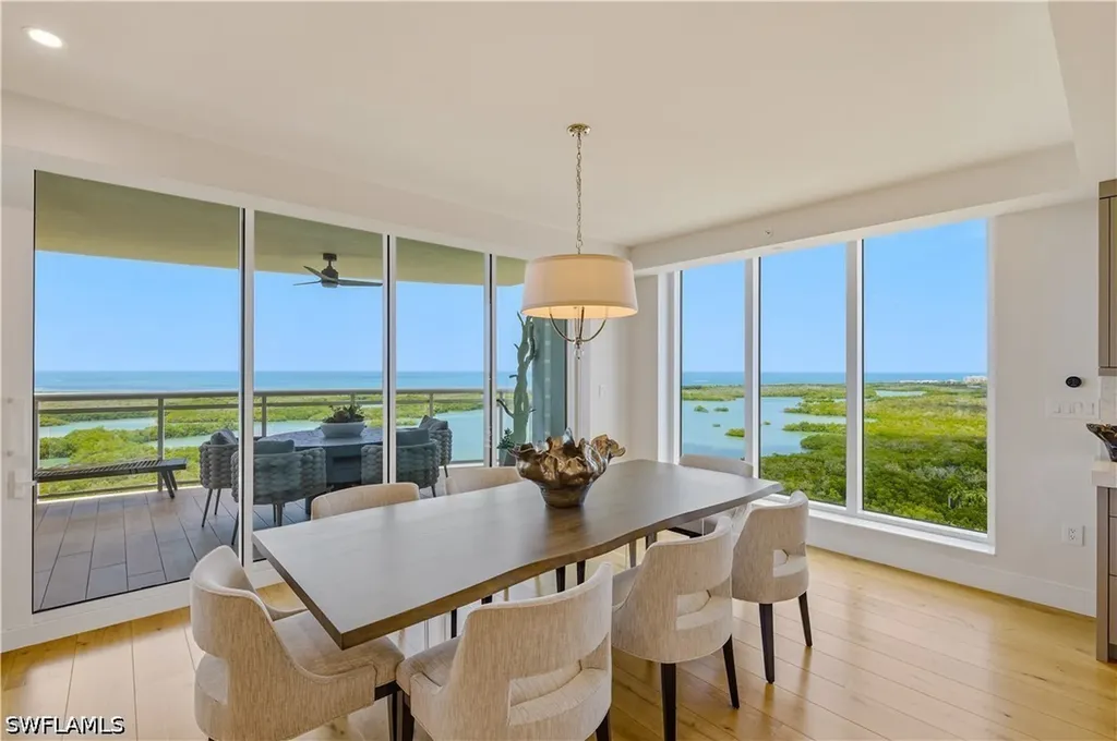 13925 Old Coast Road Naples FL 34110