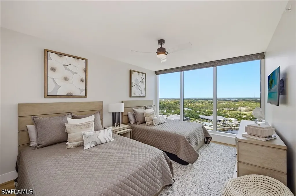 13925 Old Coast Road Naples FL 34110