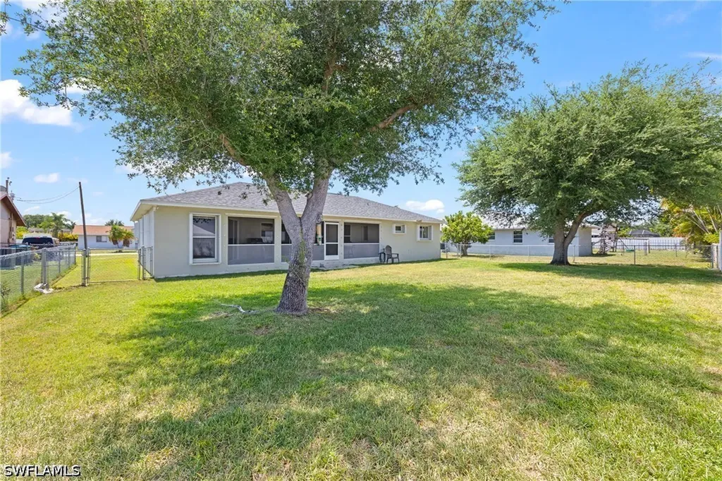 3519 SE 5th Avenue Cape Coral FL 33904