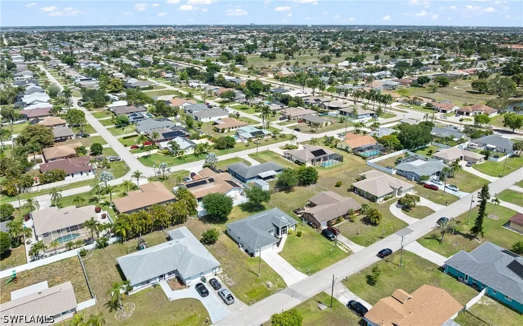 3519 SE 5th Avenue Cape Coral FL 33904