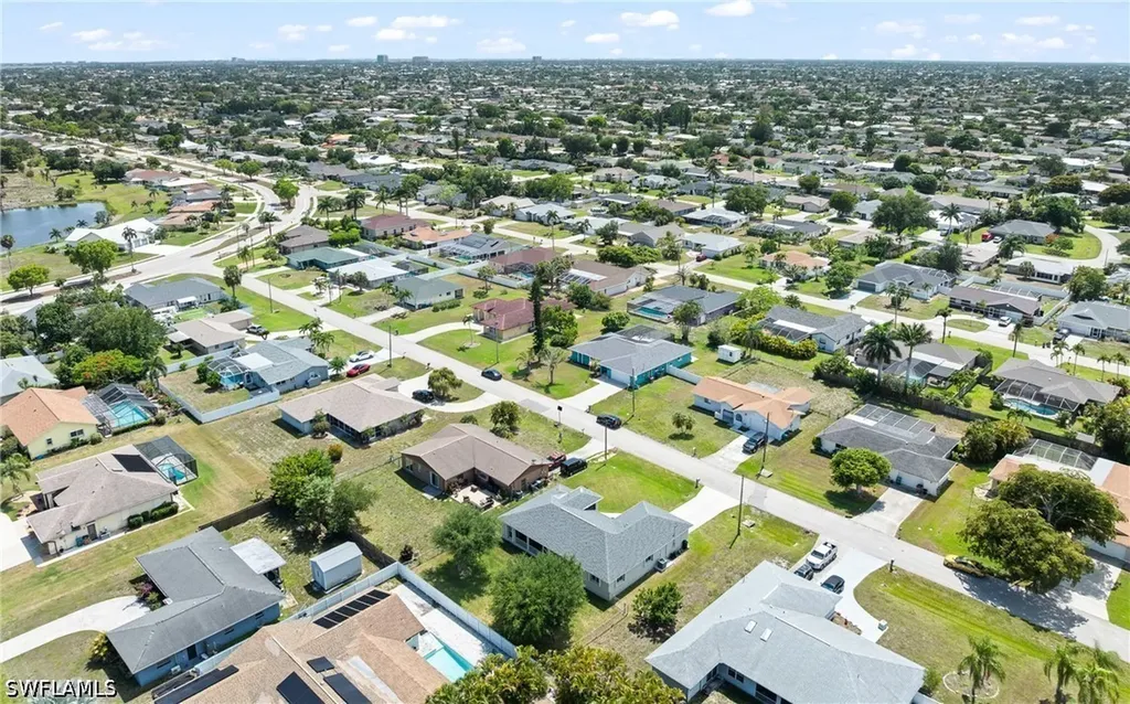 3519 SE 5th Avenue Cape Coral FL 33904