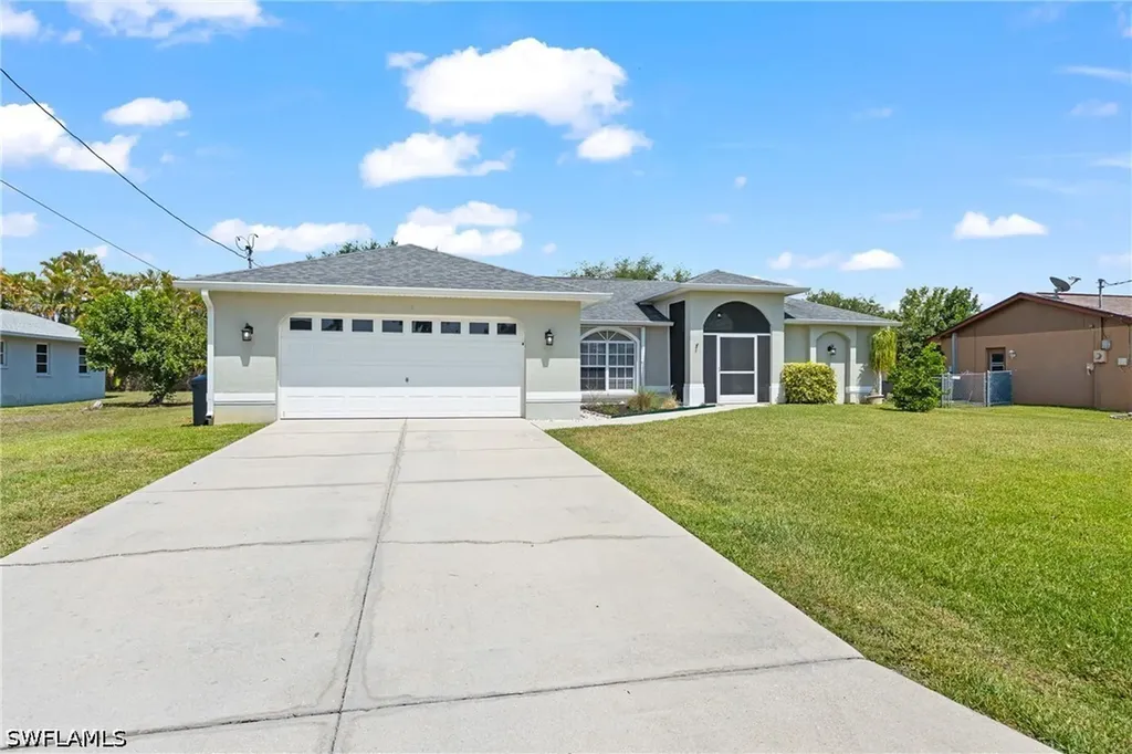 3519 SE 5th Avenue Cape Coral FL 33904