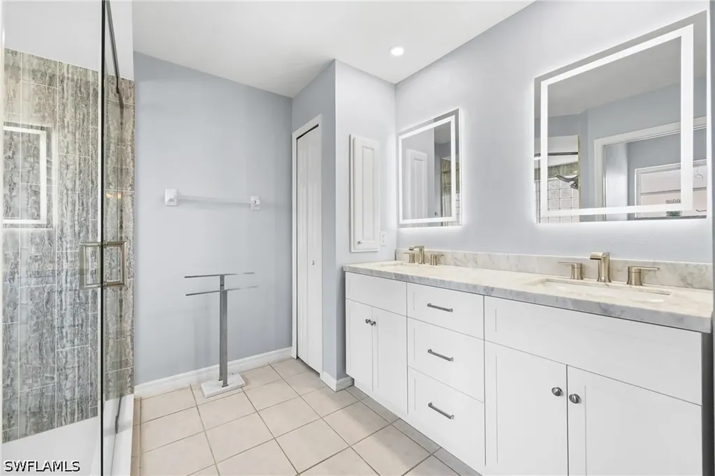 3519 SE 5th Avenue Cape Coral FL 33904