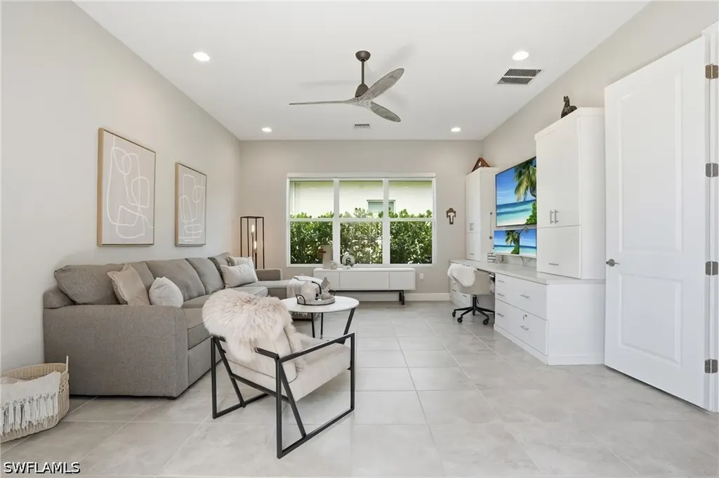 11644 Periwinkle Drive Naples FL 34120