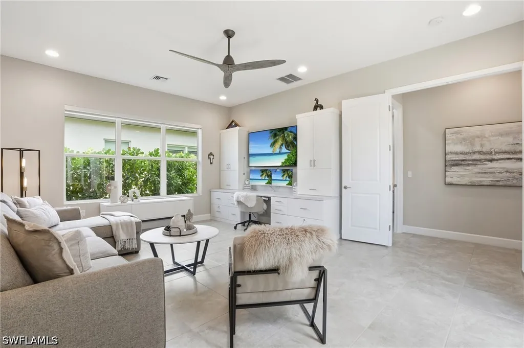 11644 Periwinkle Drive Naples FL 34120