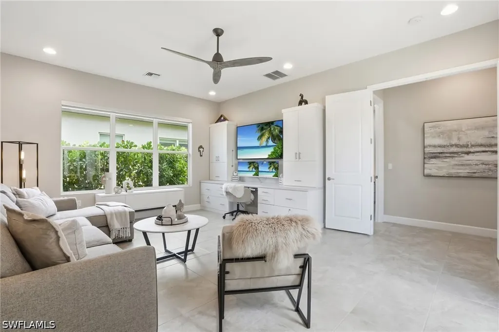 11644 Periwinkle Drive Naples FL 34120