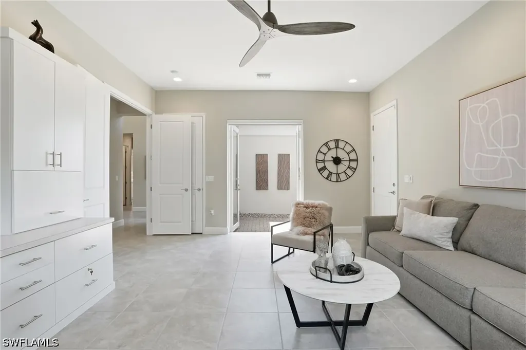 11644 Periwinkle Drive Naples FL 34120