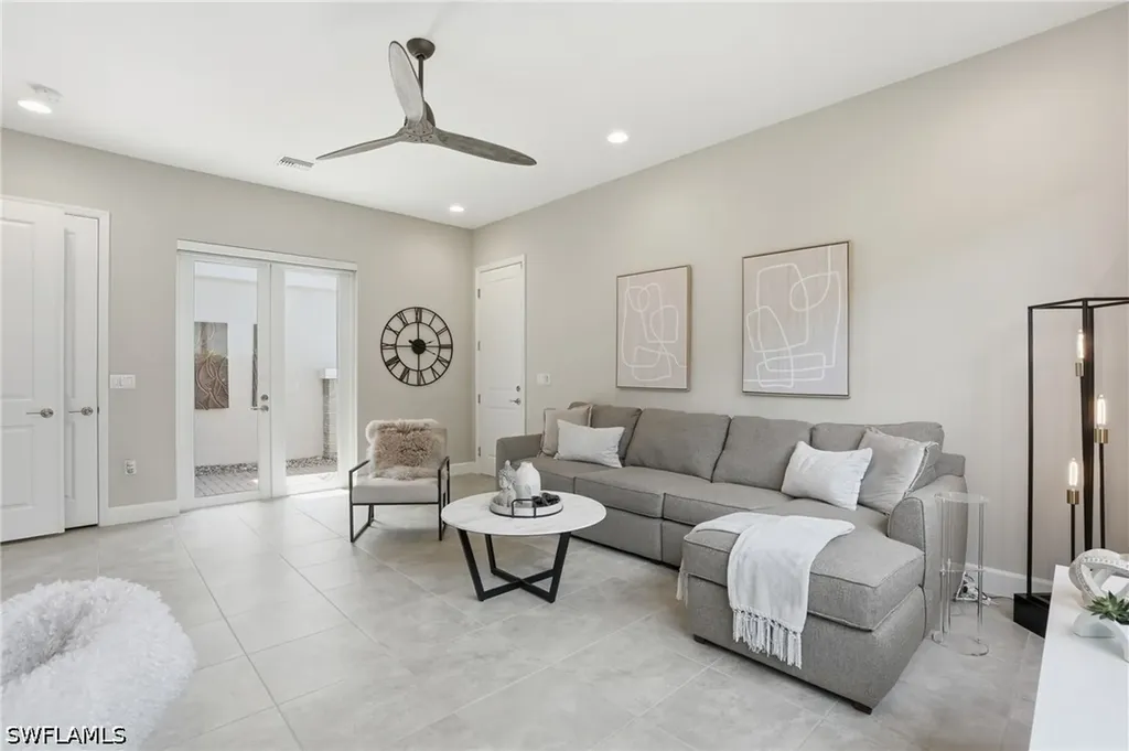11644 Periwinkle Drive Naples FL 34120