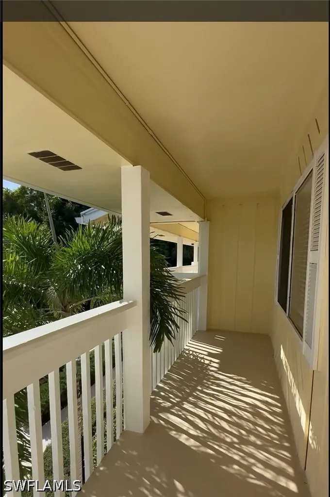 4629 Bayshore Drive Naples FL 34112