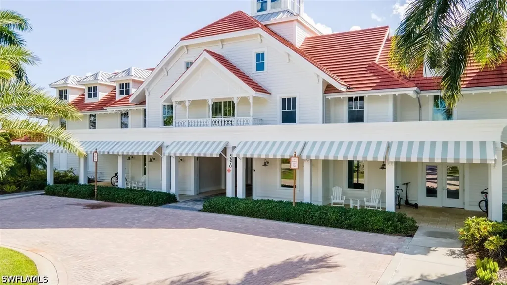 8754 Calypso Court Naples FL 34112