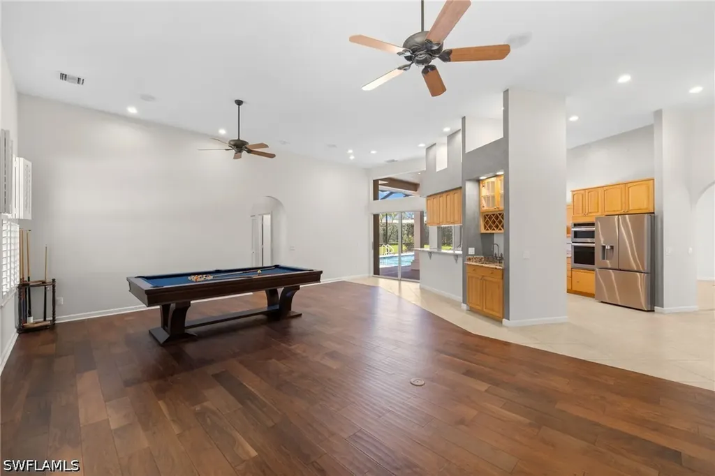2035 Castle Garden Lane Naples FL 34110