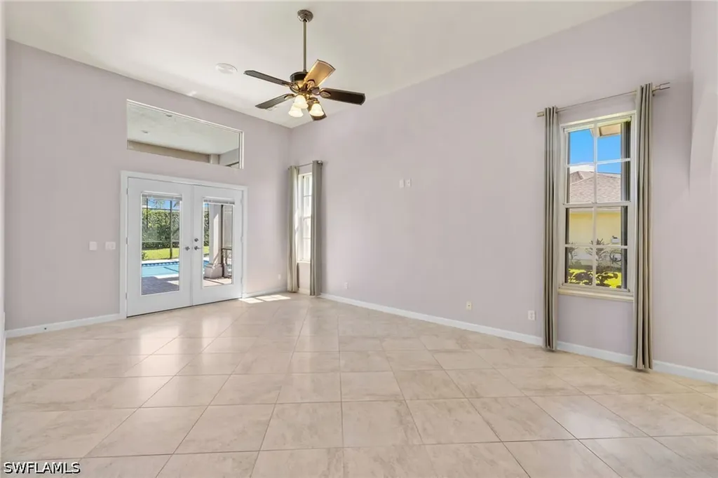 2035 Castle Garden Lane Naples FL 34110