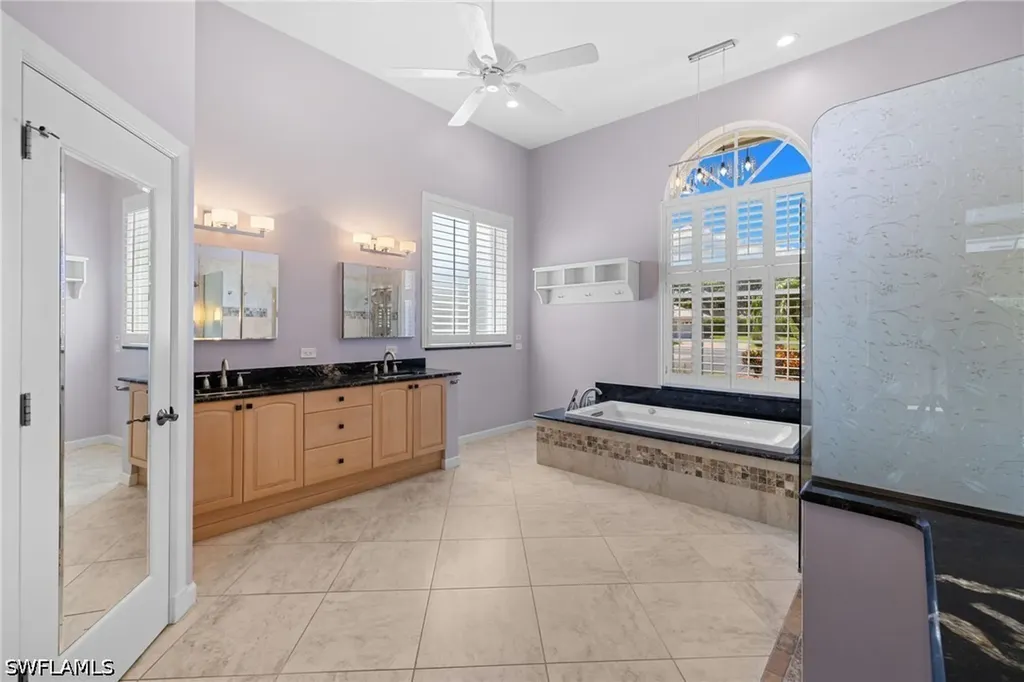 2035 Castle Garden Lane Naples FL 34110