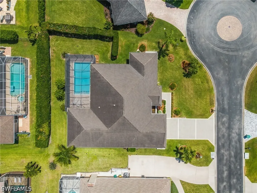 2035 Castle Garden Lane Naples FL 34110