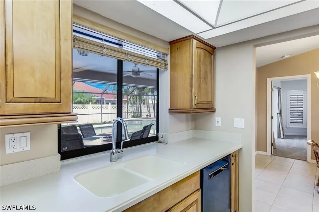 1002 SE 5th Street Cape Coral FL 33990