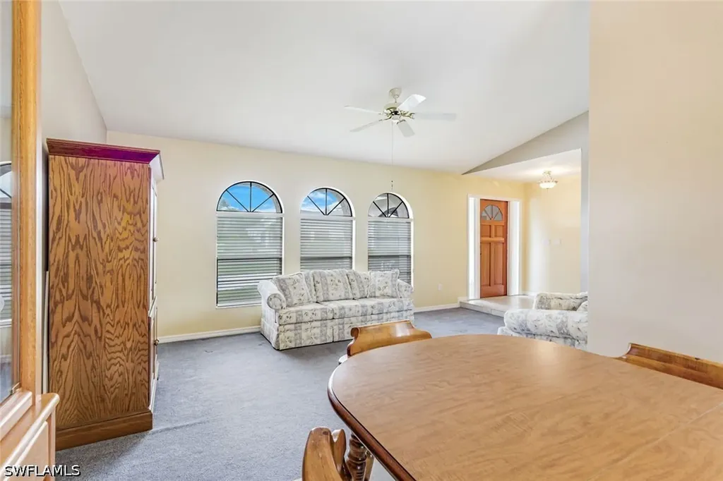 1002 SE 5th Street Cape Coral FL 33990