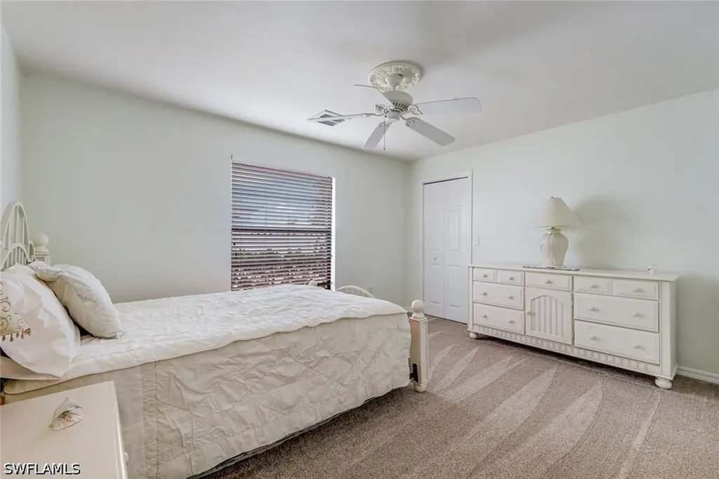 1002 SE 5th Street Cape Coral FL 33990