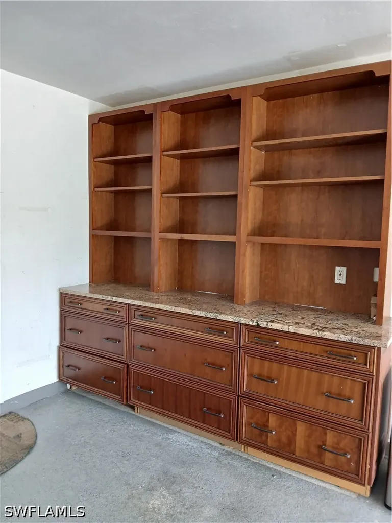 1002 SE 5th Street Cape Coral FL 33990