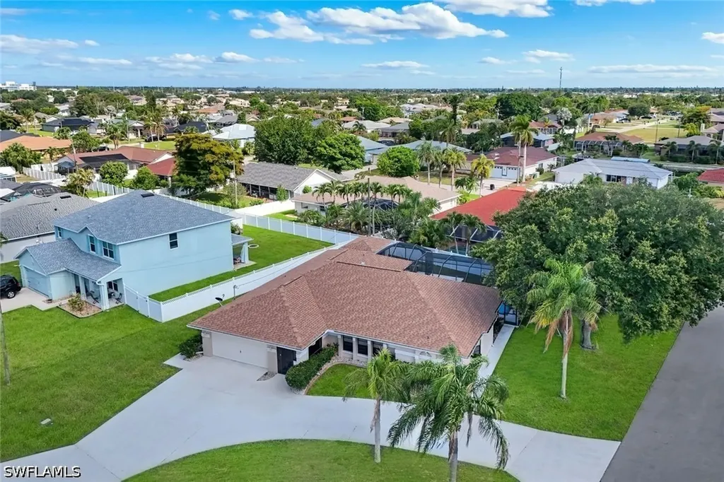 1002 SE 5th Street Cape Coral FL 33990