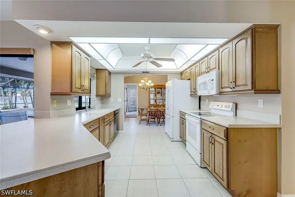 1002 SE 5th Street Cape Coral FL 33990