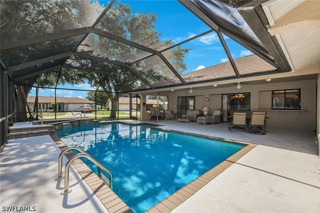 1002 SE 5th Street Cape Coral FL 33990