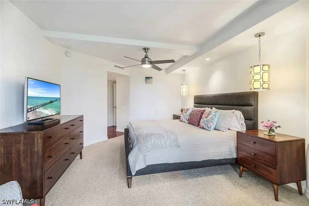 4041 Gulf Shore Boulevard N Naples FL 34103