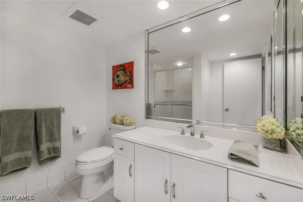 4041 Gulf Shore Boulevard N Naples FL 34103